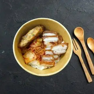Cơm gà xiên nướng, Thịt ba rọi chiên - 61.000 ₫ tại Thèm Cơm - Yummi Rice - Nguyễn Văn Giai