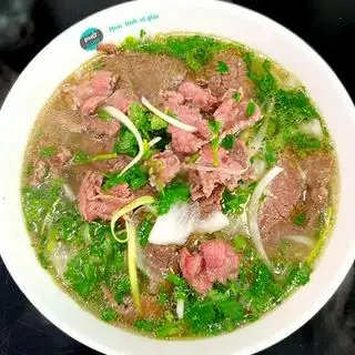 Hình ảnh Phở bò tái chín