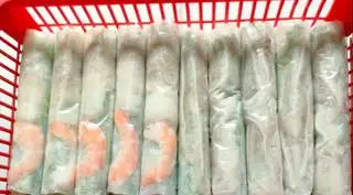  5c tai heo + 5 c tôm thịt  - 120.000 ₫ tại Gỏi Cuốn & Bún Mắm Nêm HOA HUYỀN - Nguyễn Phạm Tuân
