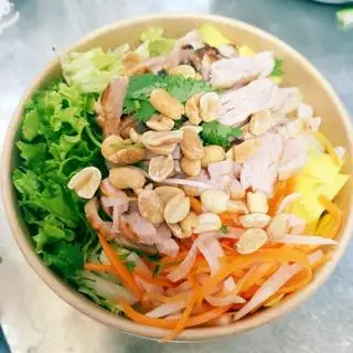 Hình ảnh Bún trộn nem nướng