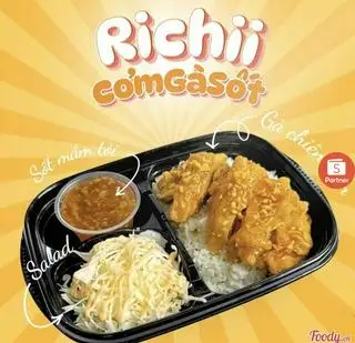 Cơm má đùi sốt mắm tỏi - 57.000 ₫ tại Richii - Cơm Gà Xốt - Cống Quỳnh