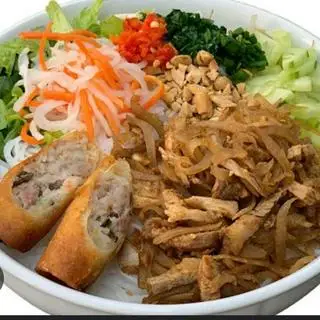 Bún bì chả giò  - 35.000 ₫ tại Bún Thịt Nướng Anh Phúc Cư Xá Hòa Bình - Hòa Bình