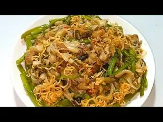Hình ảnh Mì xào ốc móng tay