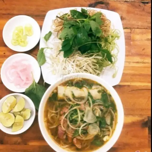 Bún Bò Huế Nạm+ Chả Huế  - 60.000 ₫ tại Bún Bò Huế Cô My - Phan Anh
