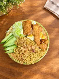 Hình ảnh Mì trộn full topping