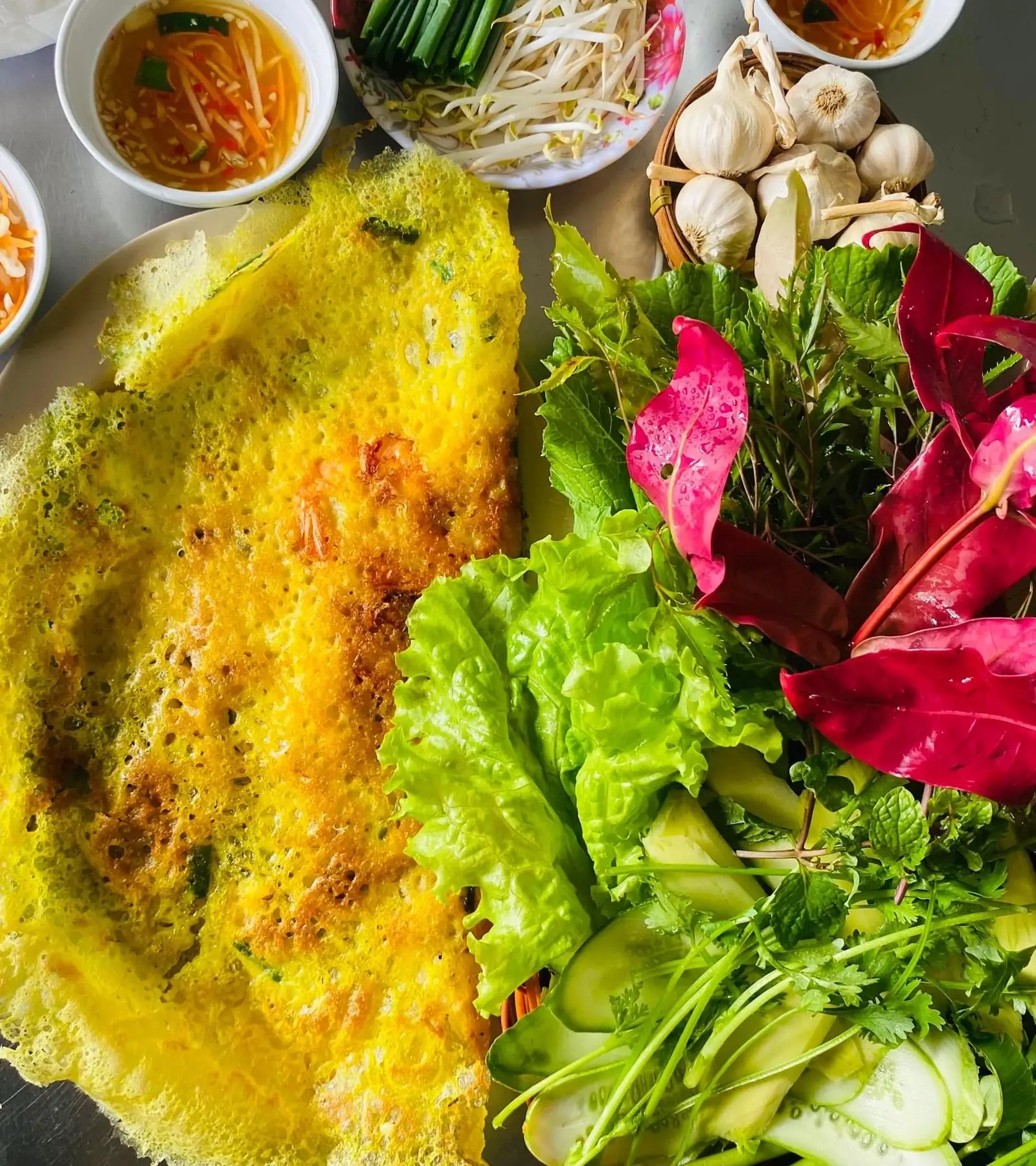 Bánh xèo miền tây(2 cái/2 người dùng) - 125.000 ₫ tại Bánh Xèo Rau Rừng A Định - Phạm Văn Đồng