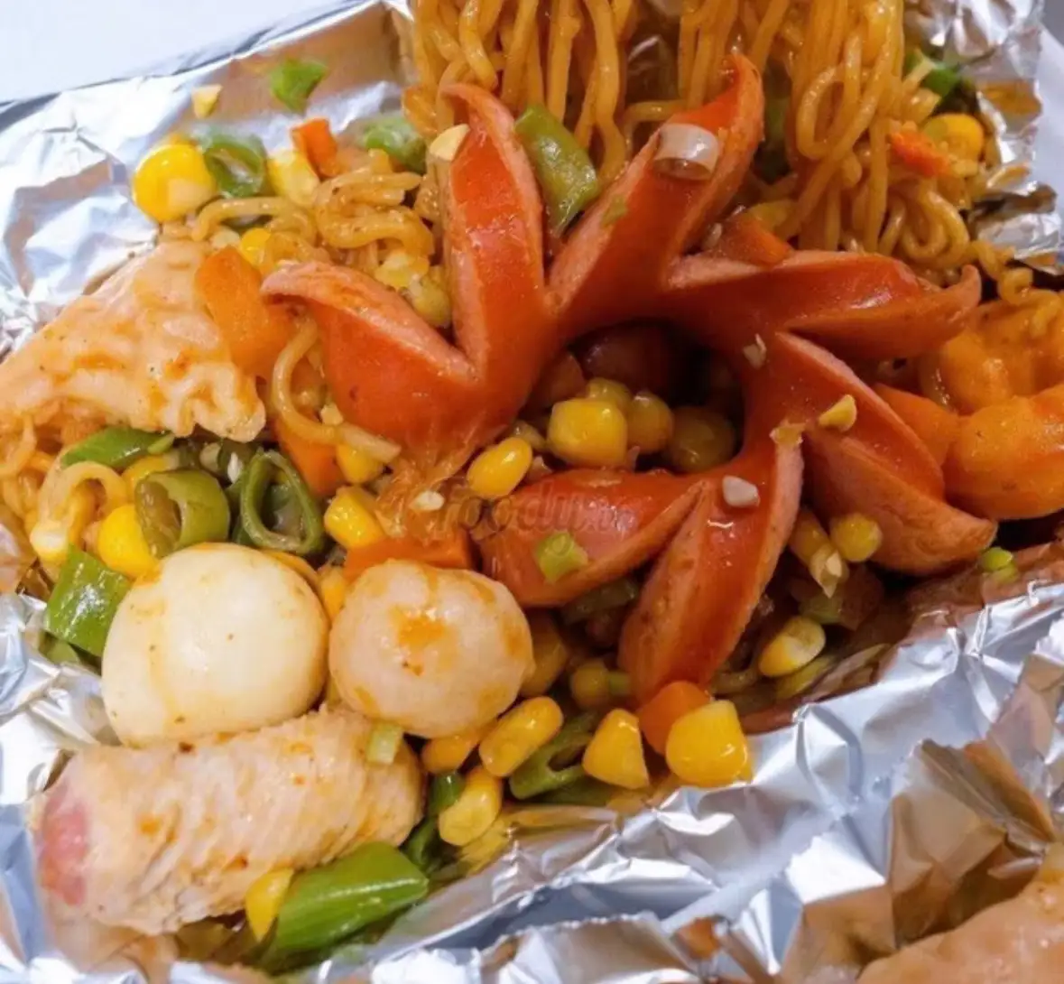 Hình ảnh Mì trộn thập cẩm