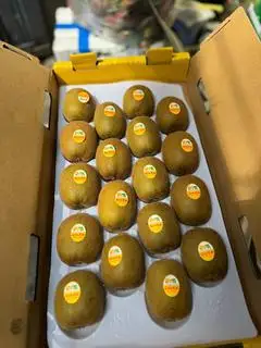 Hình ảnh Kiwi vàng giống newzealand  ( hộp 4trái/ 580gr )