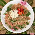 Hình ảnh Tré Trộn Tỏi Ớt Rau Răm Phần Lớn + phồng tôm