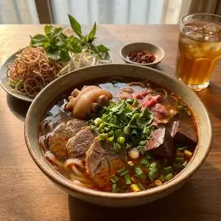 Bún Bò Nạm Chả - 72.000 ₫ tại Bún Bò Xứ Quảng - Hoa Mai