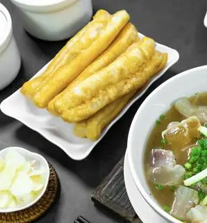 Hình ảnh 3 quẩy