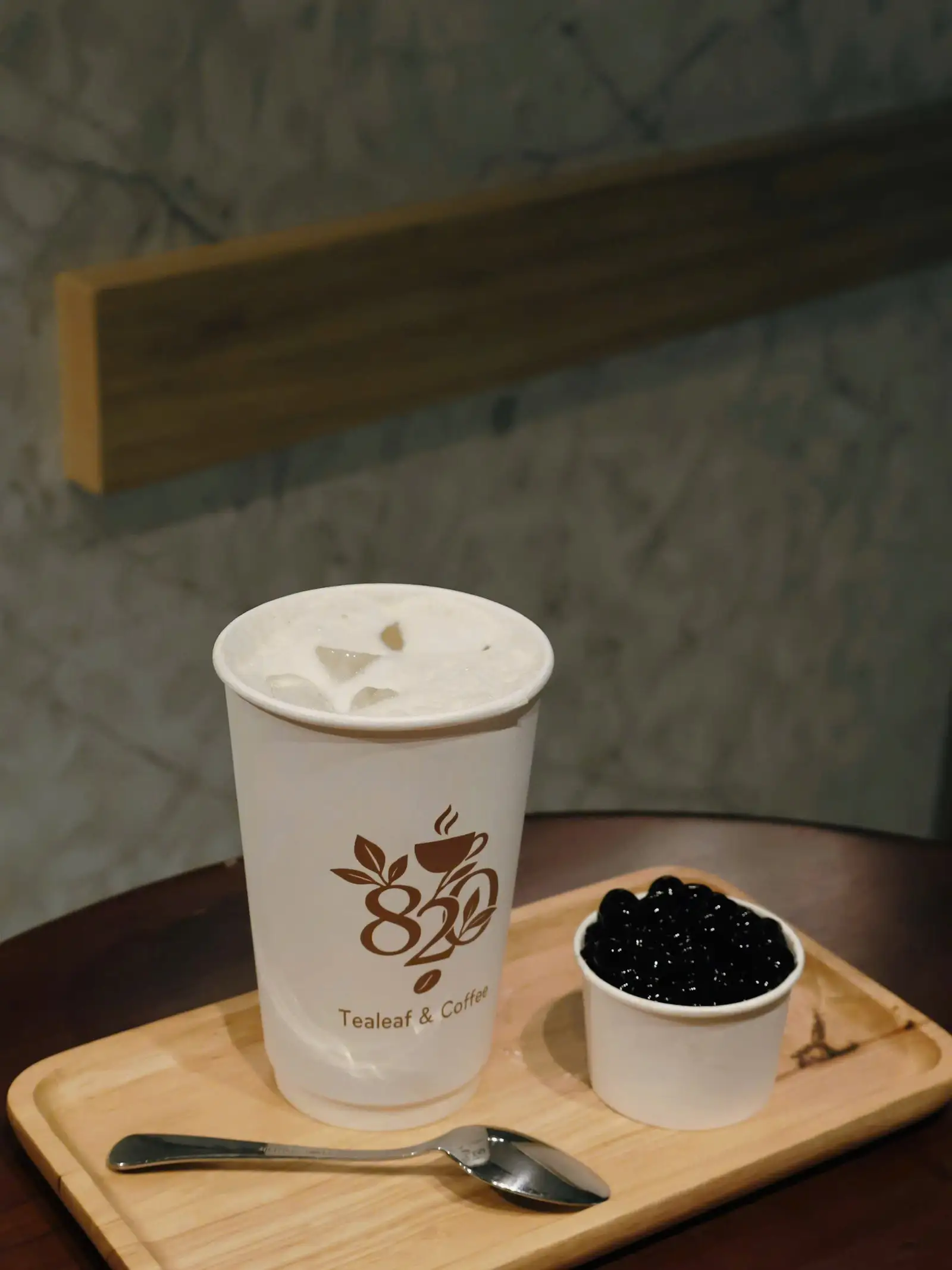 Hồng Trà sữa 8:20 signature - 30.000 ₫ tại 8:20 TeaLeaf & Coffee - Cách Mạng Tháng 8