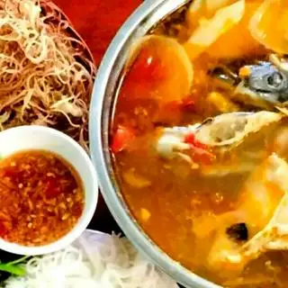 Lẩu Đầu Cá Hồi  - 189.000 ₫ tại Putin - Hải Sản & Lẩu Bò - Huỳnh Tấn Phát