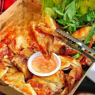 Hình ảnh 1 Con Gà Sốt Cay  ( Đặc Biệt  ) 