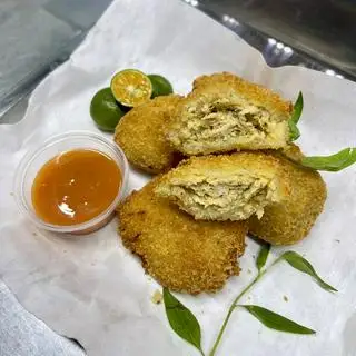 Hình ảnh Bánh Gà thường chiên (5 chiếc)