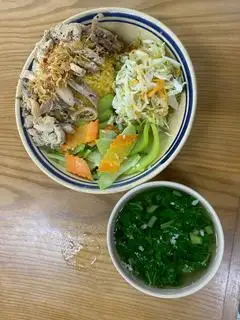 Hình ảnh Cơm đảo gà xé