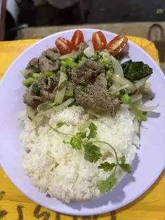 cơm bò xào  - 65.000 ₫ tại QUÁN 212B/063 - Mì Xào, Nui Xào & Cơm Chiên - Nguyễn Trãi