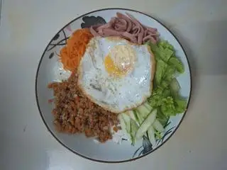 Hình ảnh Cơm trộn truyền thống