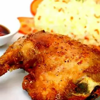 Cơm gà xối mỡ vừa - 1 opla - 1 coca - 67.000 ₫ tại Cơm Gà Xối Mỡ Nũng Nịu - Nguyễn Văn Khối  