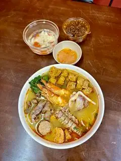 Hình ảnh Combo Bát Đặc Biệt+3 Quẩy+1 Coca