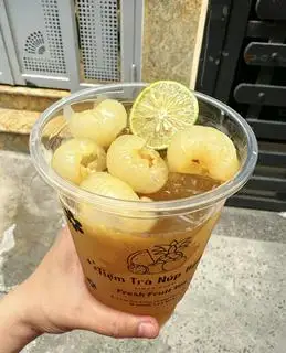 Trà lài Nhãn ly 700ml - 43.000 ₫ tại Tiệm Trà Núp Hẻm - Trà Trái Cây Tươi - Trần Hưng Đạo