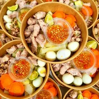 Hình ảnh Nui Trứng Cút thịt bằm