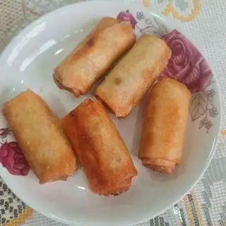 Hình ảnh chả giò chay nhà làm 1cuôn