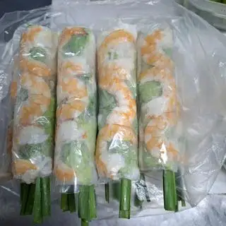 Hình ảnh Gỏi cuốn tôm thịt tai
