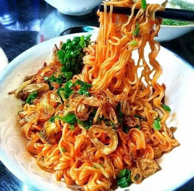 Mì gói thêm (khô) 1 gói - 16.000 ₫ tại Hủ Tiếu Sa Đéc Tân Hải - Lê Văn Khương