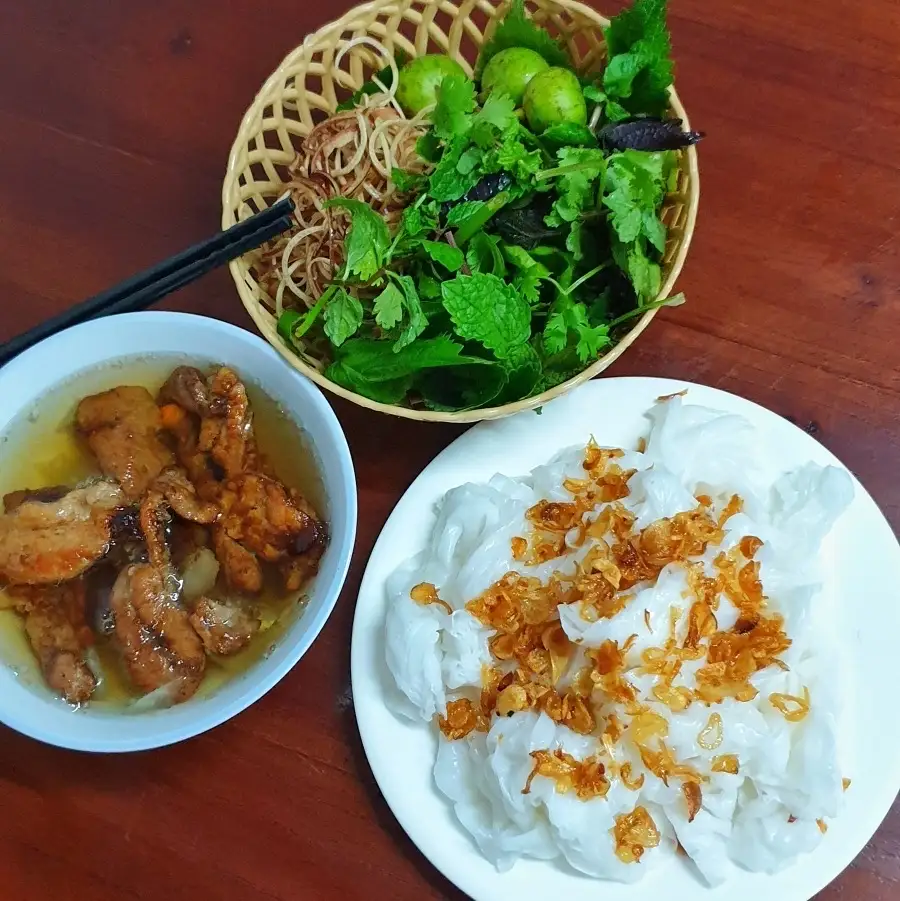 Hình ảnh BÁNH CUỐN CHAY CHẢ NƯỚNG + CHẢ QUẾ 