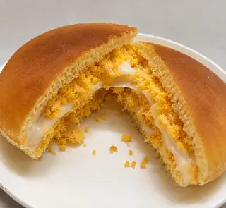 Hình ảnh Pancake Mochi Trứng Muối Chà Bông