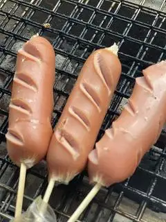 Hình ảnh Bánh mì xúc xích 