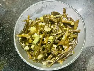 Tảo xoắn Chile xảo sả ớt - 39.000 ₫ tại Tiệm Chay Nhà Phương - Xôi, Bánh Mì & Trà - Đường 81