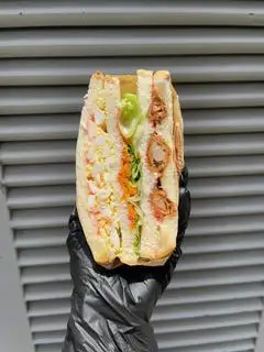 Hình ảnh Sandwich tôm sốt teriyaki
