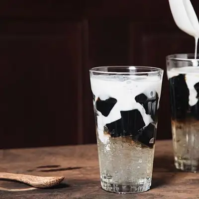 Chè Sương Sáo Cốt Dừa - 32.000 ₫ tại Chè Khúc Bạch Sài Gòn - Phùng Văn Cung