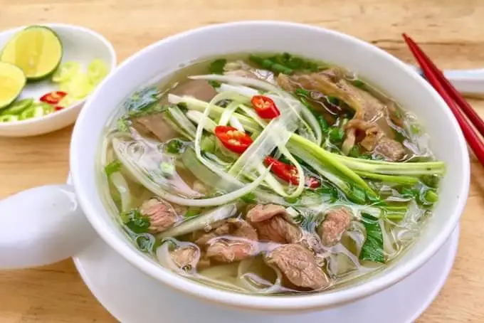 bún bò Nam - 60.000 ₫ tại Phở Lào - Ni Sư Huỳnh Liên