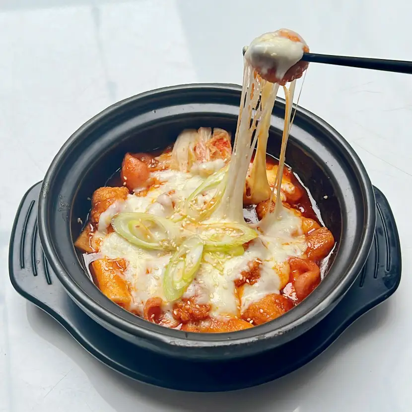 Tokbokki Gà Cay Phô Mai  - 62.000 ₫ tại Mì Cay Itada - Phan Huy Ích