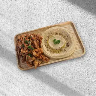 Sốt đậu gà và gà nướng Ả rập - Hummus and shawarma - 150.000 ₫ tại Kebabs & Wraps - Xuân Thuỷ