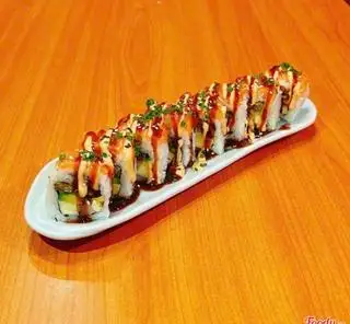 Hình ảnh Shushi lươn phủ cá hồi