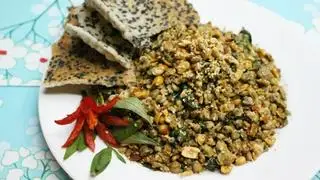 Hến xúc bánh đa - 89.000 ₫ tại Mì Quảng Bếp Mẹ Thỏ - Đường 53