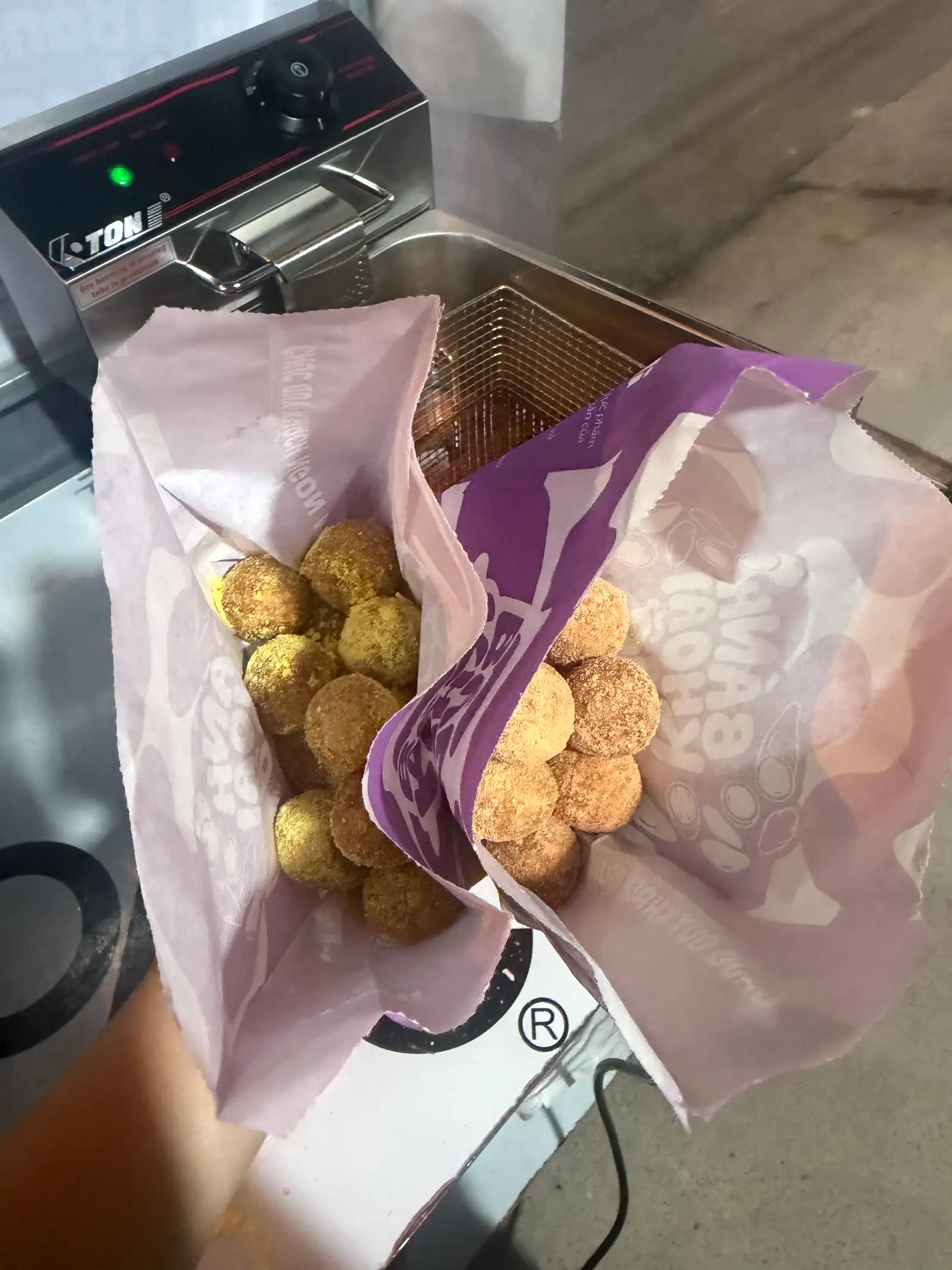 Hình ảnh Bánh khoai mỡ lắc vị