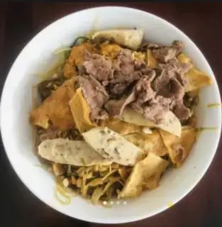 Hình ảnh Bánh đa trộnđầy đủ