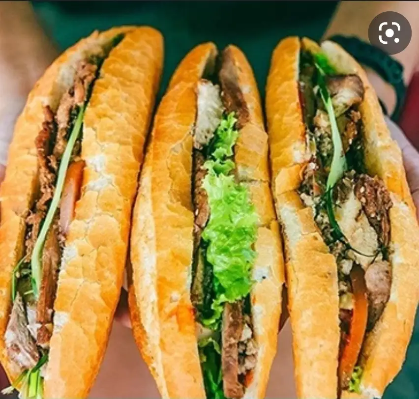 Combo 2 bánh mì chả cá - 2 ly nước - 55.000 ₫ tại Hello Burger - Hamburger & Bánh Mì - Điện Biên Phủ