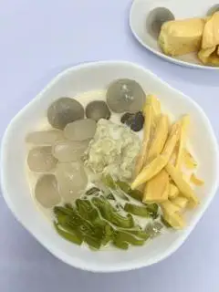 Chè Thái Sầu Riêng Mít Đác - 40.000 ₫ tại Chè Bưởi Chị Yến Sợi Bưởi Tươi Homemade - Đường Số 19