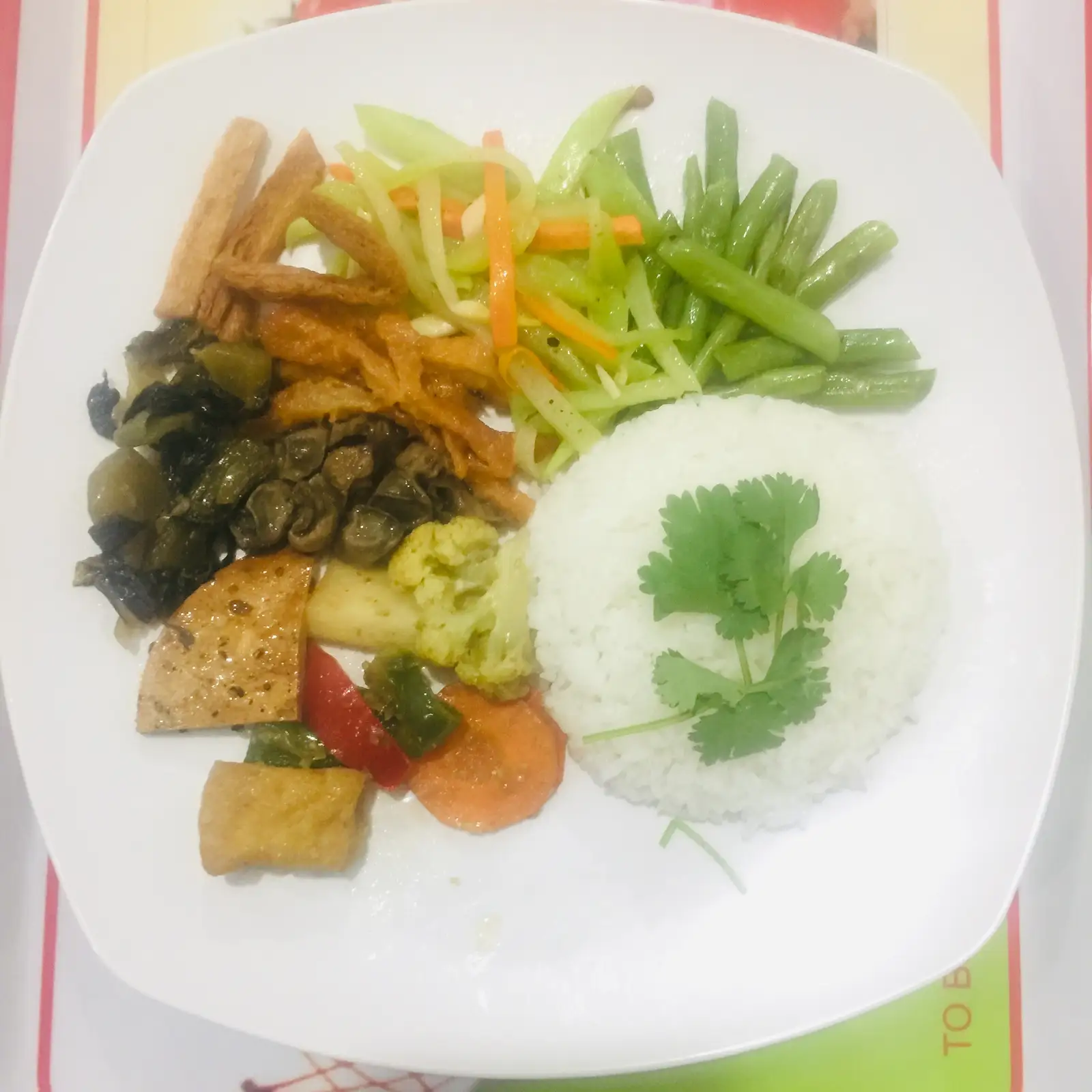 Cơm thập cẩm  - 39.000 ₫ tại Cơm Chay Phước Duyên - Bà Hạt