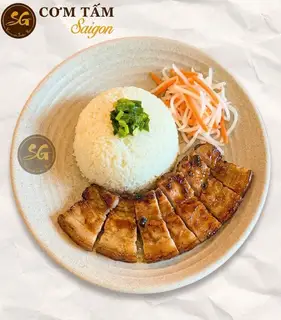 Cơm Tấm Ba Rọi Nướng - 67.000 ₫ tại Cơm Tấm Saigon - Huỳnh Tấn Phát