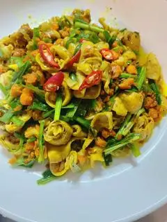 Lòng xào nghệ - 65.000 ₫ tại Lâm Thanh - Đặc Sản Miền Trung - Chiến Lược