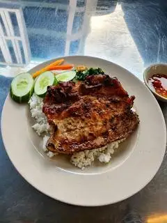 Hình ảnh Cơm Sườn Bì