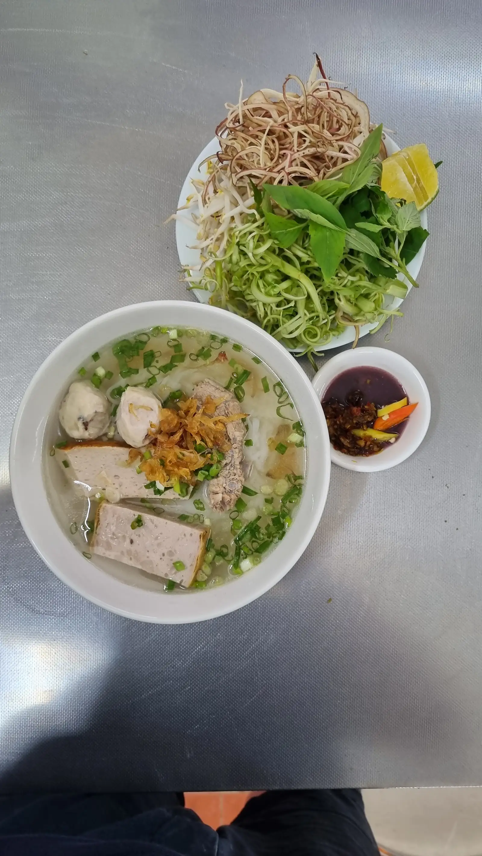 bún mọc  - 58.000 ₫ tại Quán Thanh Nhàn - Hủ Tiếu Bò Kho & Bún Mộc - Chung Cư Nguyễn Thiện Thuật