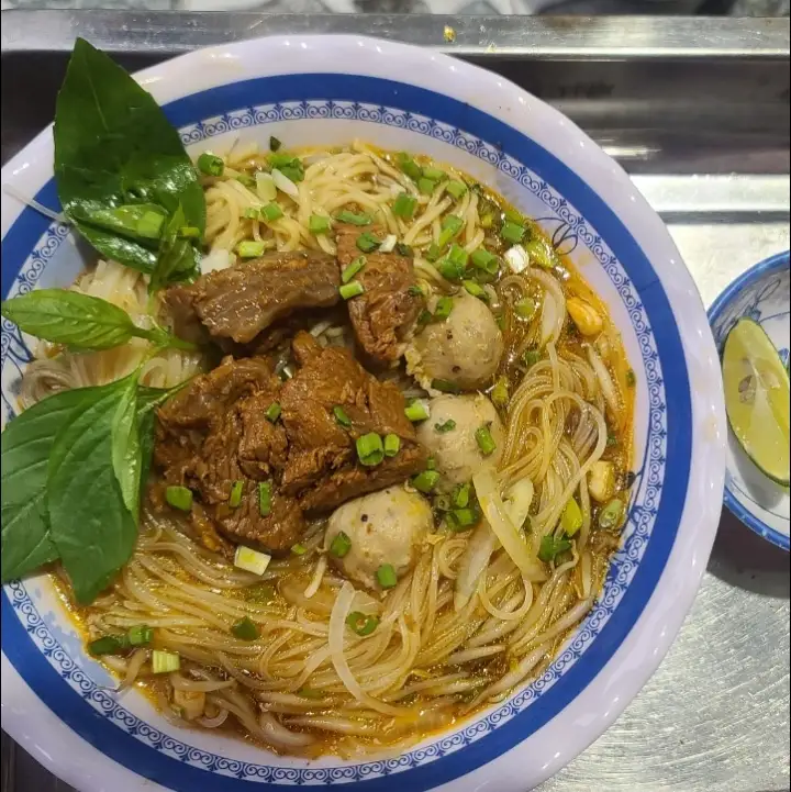 Hủ tiếu bò kho - bò viên - 48.000 ₫ tại Hủ Tiếu Bò Kho Gia Truyền Bòn Bon - Nguyễn Tri Phương